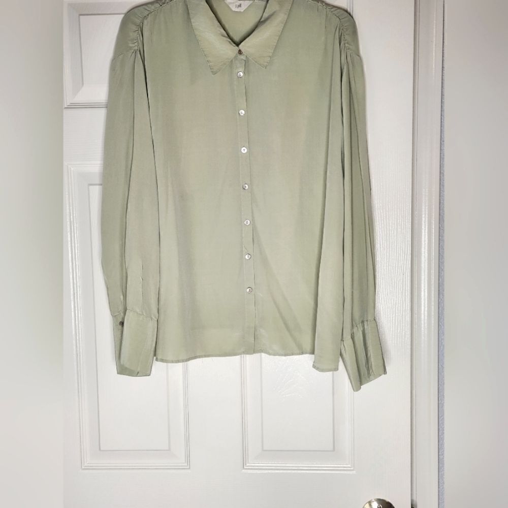 J.Jill L TeeGreen 100%SILK LngSlv Ruffles Shoulder Buttons Up Women Shirt Blouse
